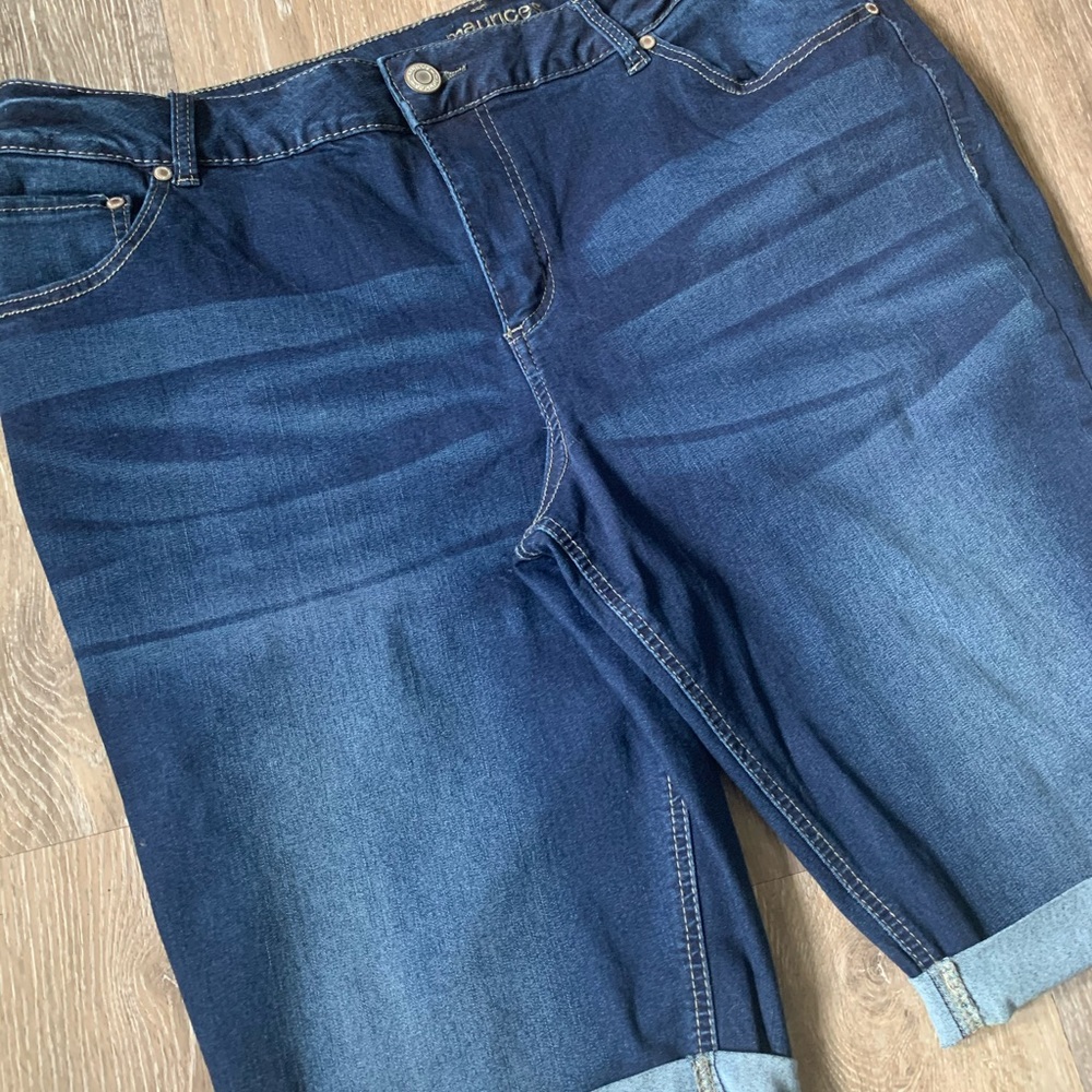 Bermuda Short